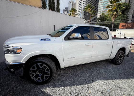 RAM 1500 3.0 HURRICANE 6 BITURBO GASOLINA LARAMIE CD 4X4 AUTOMÁTICO